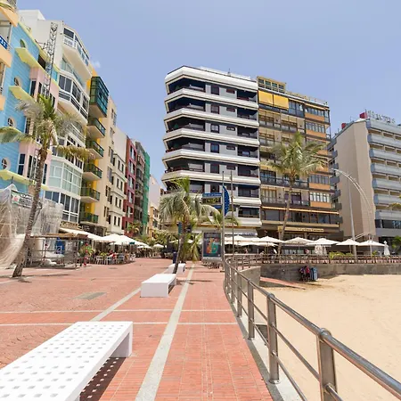 In Palmas Near Canteras Feriehus